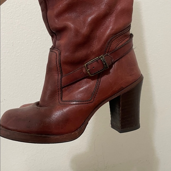 Women's Red Leather Knee-High Boots - Picture 4 of 5